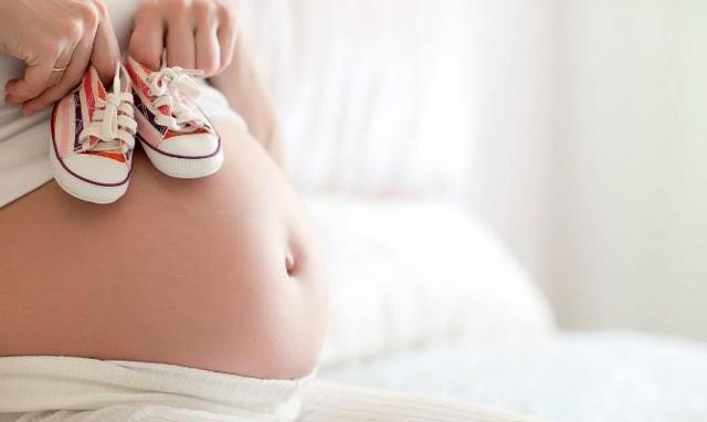 Молочница при беременности - лечение в домашних условиях и народными средствами