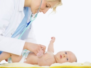 Молочница у ребенка во рту - откуда берется и как её лечить?