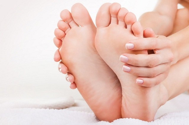 Как вывести шипицу на ноге в домашних условиях?